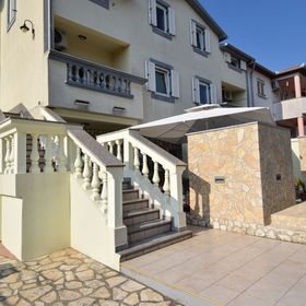 Apartments Zagora Pula