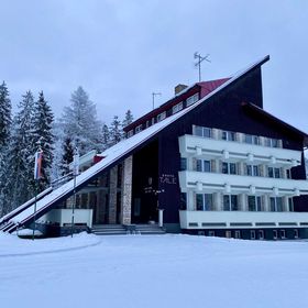 Chata Tale – Dom Horskej služby Brezno