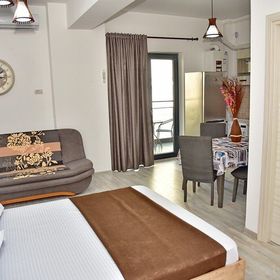 Apartel Arthur Năvodari