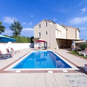 Holiday Home Cere Istra