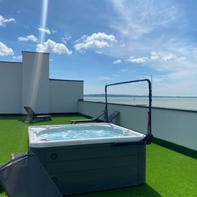 Royal Lakeside Apartment Keszthely