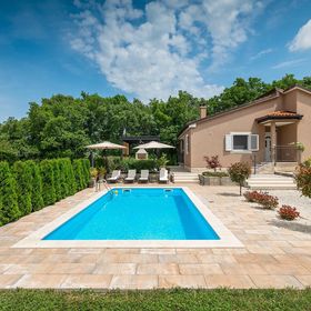 Vendégház Tinjan - CLS450