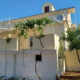 Apartments Maja Rogoznica II