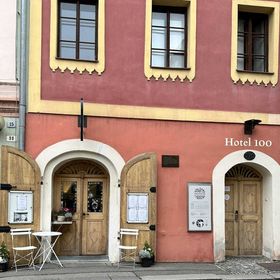 Hotel 100 Pardubice