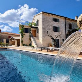 Vendégház Tinjan - CLS585