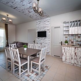 Aranyszarvas Panzió****, Étterem és Grillterasz Szarvas