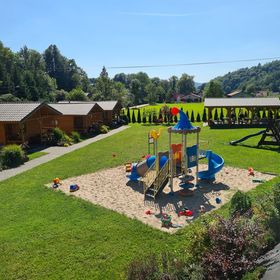 DOMKI POD ZIELONYM WZGÓRZEM Kudowa-Zdrój