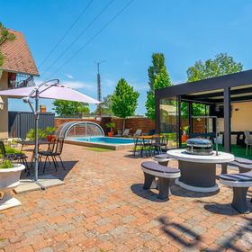 Helka Apartmanház Balatonlelle