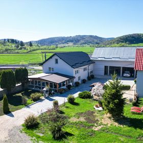 Casa Ansi Sărămaș