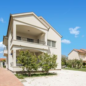 Apartman Opuzen - CDR541