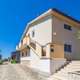 Apartman Marčana - CIR694