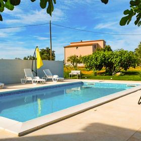 Apartman Sveti Filip i Jakov - CDI714