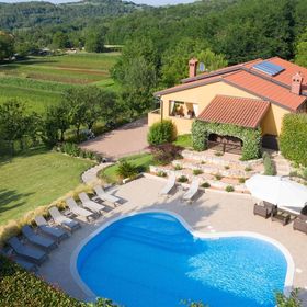 Vendégház Karojba - CIS271