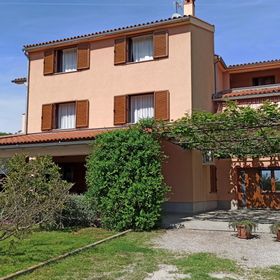 Apartment Olive Pula