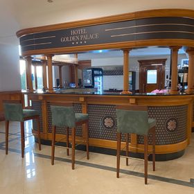 Hotel Golden Palace Göd