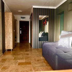 Apartment Gul Mona Saturn