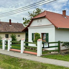 Zöld 21 Cottage Vendégház Őrtilos