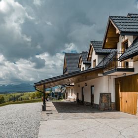 Villa Julia - apartamenty widokowe Sierockie