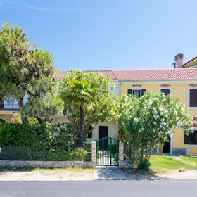 House Oleander Sukošan