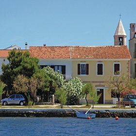 House Oleander Sukošan