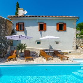 Home Sarar Kotor Crikvenica