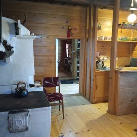 Beskid Niski Chata Łemkowska Chyża Kunkowa- Leszczyny