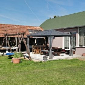 Novákporta Vendégház Lakhegy