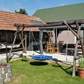 Novákporta Vendégház Lakhegy