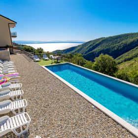 Apartments and Rooms Villa Bettina Lovran