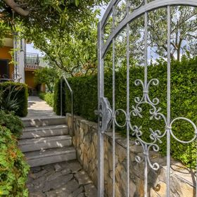 Apartment Saša Kastel Luksic