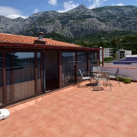 Apartments Good Makarska