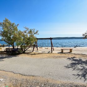Apartments La Mer Nevidane