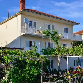 Apartments Marina Orebic