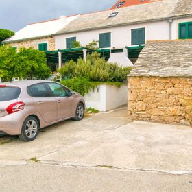 Apartments Marijana Bol