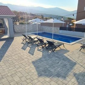 Apartments Vallis Aurea Povile