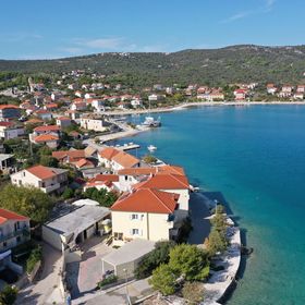 Apartments Tiho II Vinisce