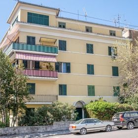 Apartments and Room Poesia Split