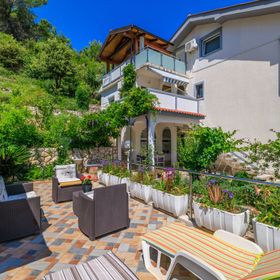 Apartments Mirjana T. Supetarska Draga