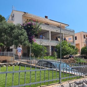 Apartment Moskatelo Stari Grad