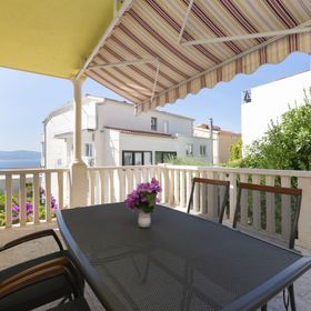 Apartment Jele Omis