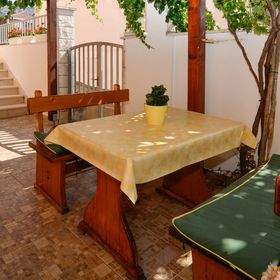 Apartments Karla Orebic II