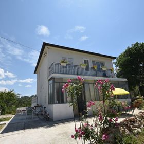 House Periska Mrljane