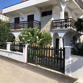 Apartments Nada Vodice II