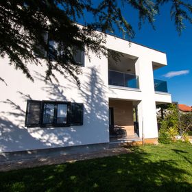 Apartments Slavica Vodice