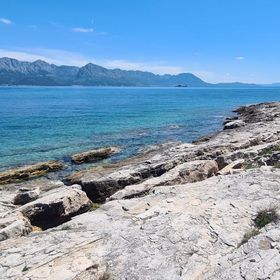 House Karmela Sucuraj