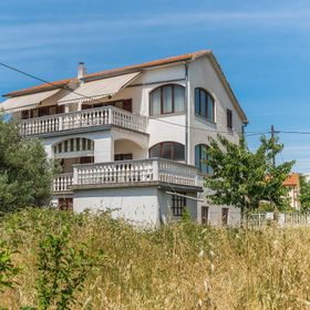 Apartment Felix Sukosan