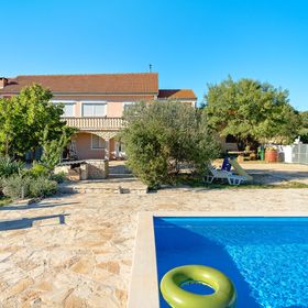 Apartment Villageway Pridraga