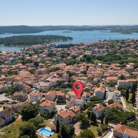 House Bernarda Medulin II