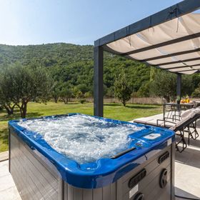 House Madonna di Smovo Gata