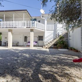 Apartments Zdenko Vir